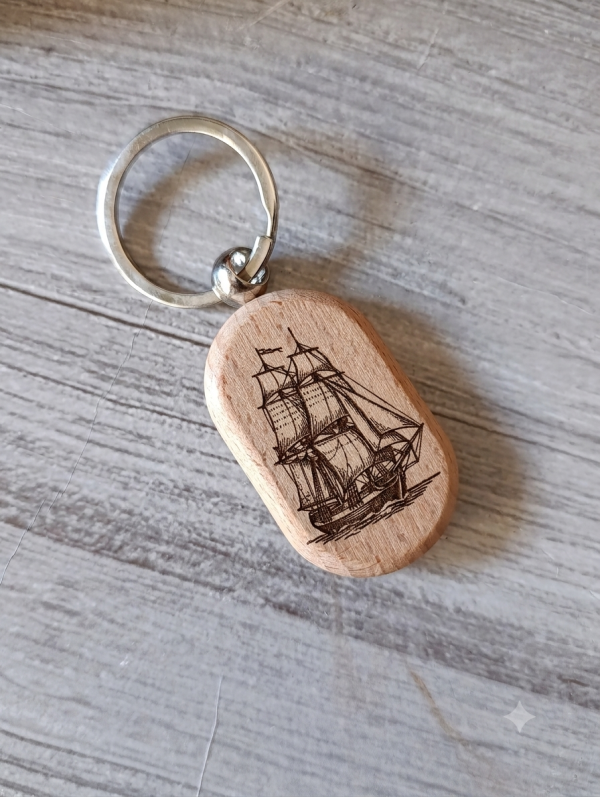 Porte-clés ovale en bois